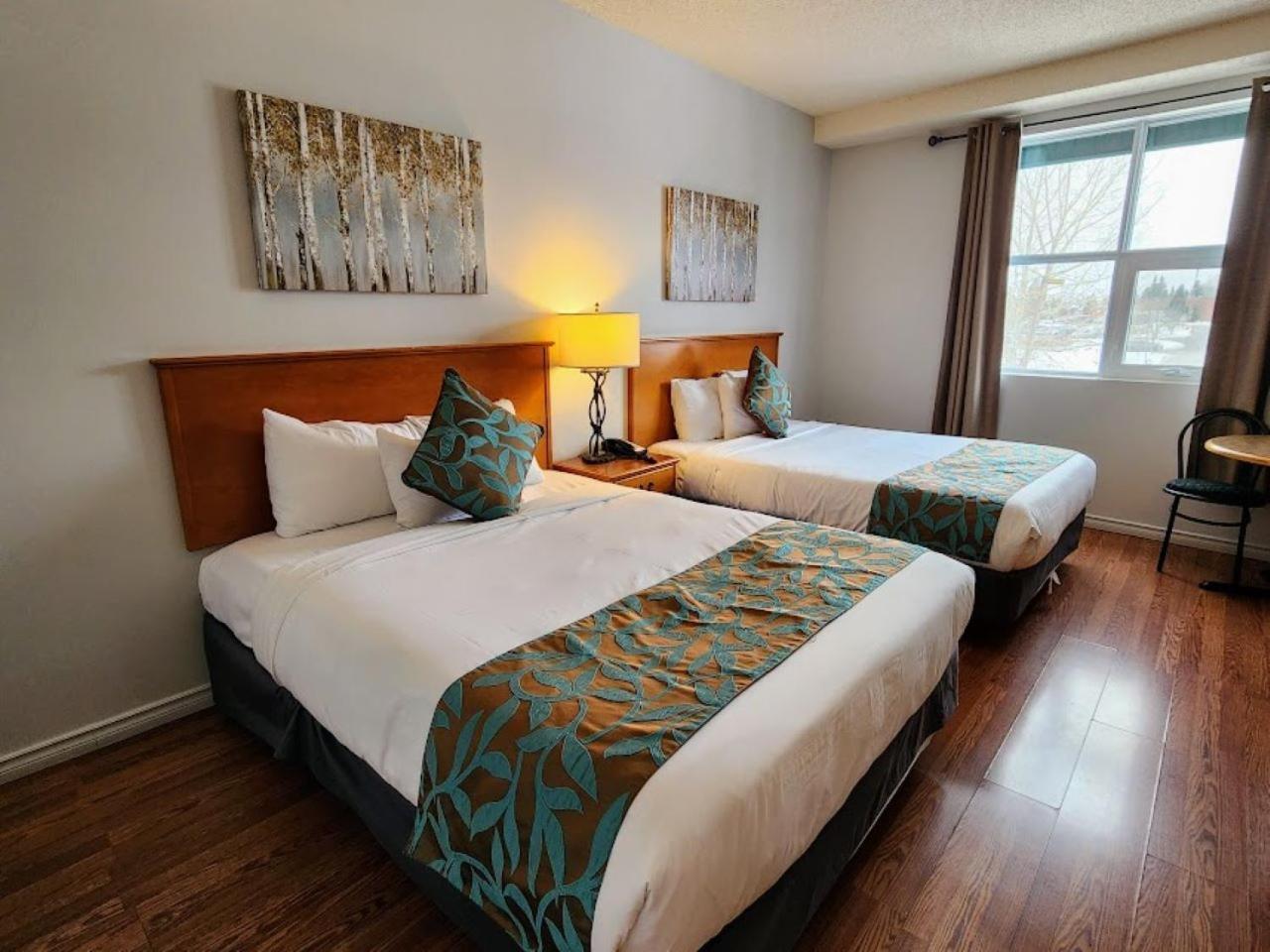 Sunset Mountain Inn Canmore Dış mekan fotoğraf